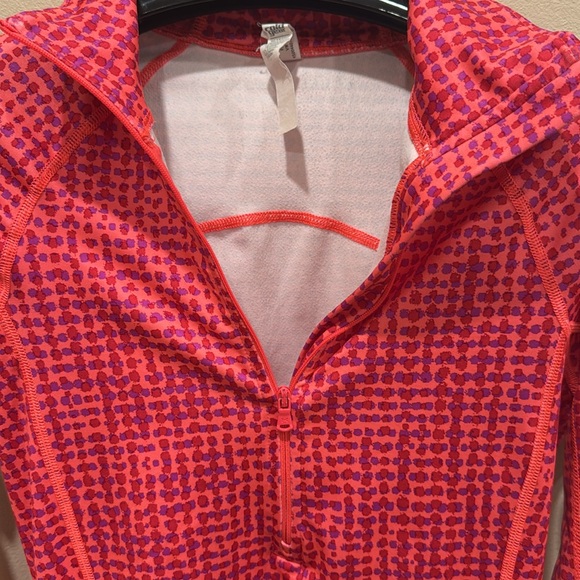 Under Armour Quarter Zip - Picture 5 of 6